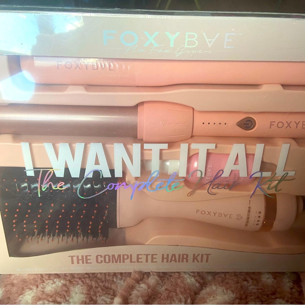 COPY - FoxyBae I Want it All complete set NIB NWT styling iron+ straightener+ho…